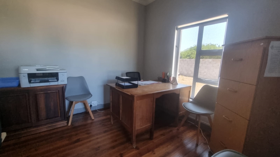 4 Bedroom Property for Sale in Riverside Western Cape